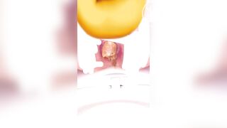 Cute girl poop scene033