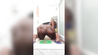 Ebony shitting - video 59