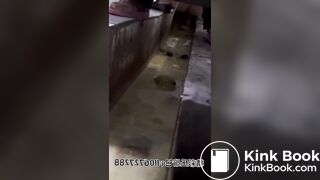 spy camera asian girl pee and shit.video_476