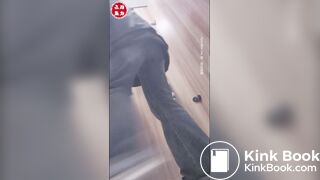 偷拍美女拉屎
