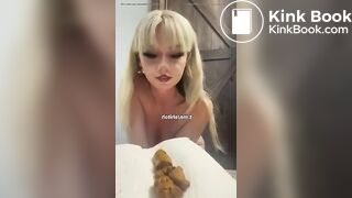 Sexy dirty blonde lick own shit