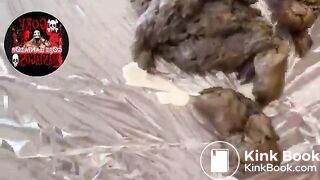 Woman that do the huge Snake of shit on the plastic
