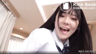 Laughing Schoolgirl pisses in guy's mouth