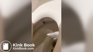 Cute girl poop scene048
