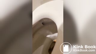 Cute girl poop scene048