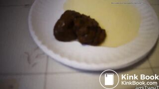 Hot girl shitting on paper plate
