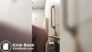 Girl shits all over a public toilet