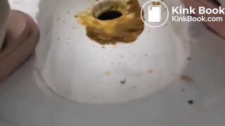 girl bad diarrhea - video 2