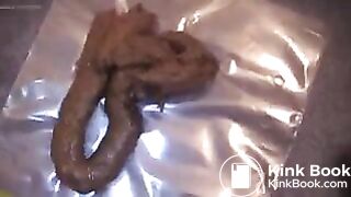 Hot girl shitting - video 107