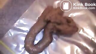 Hot girl shitting - video 107