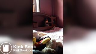 ton krao me film avec son tel dans sa chambre