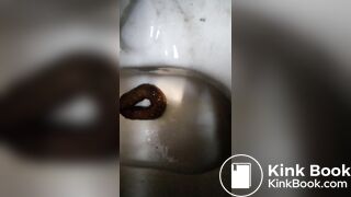 Sexy Mistress huge pooping