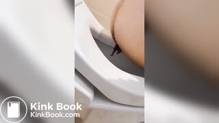 Cute girl poop scene047