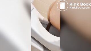Cute girl poop scene047