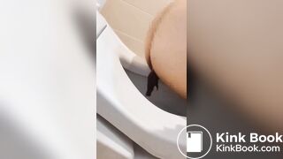 Cute girl poop scene047
