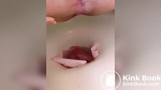 Cute girl poop scene041