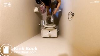 Beautiful and lovely Japanese beauties shit and fart at