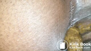 Bbw shitting - video 16