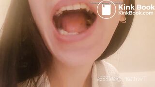 Japanese girl scat eating - video 3
