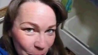 woman shits while recording youtube response