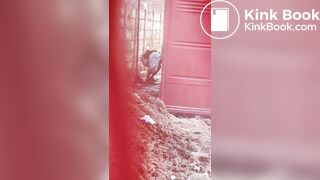 Desi aunty pissing - video 22