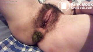 Hairy woman shittting