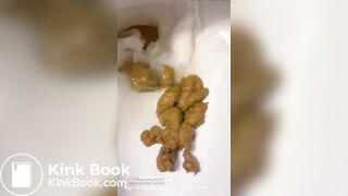 Desperate pooper