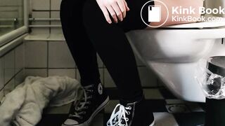My gf morning poop (audio) - video 2