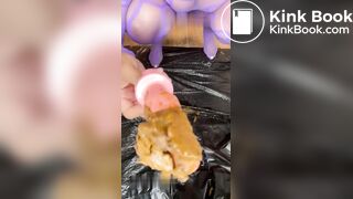 ebony babe dildo shit