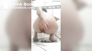 Brasileira gostosa cagando - video 8