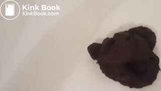 Hot girl shitting - video 86