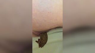 Cute girl poop scene 008