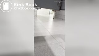 GIRL POOPS IN AURRERA 4.