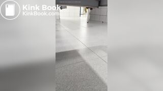 GIRL POOPS IN AURRERA 4.