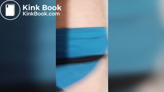 GIRL POOPS IN AURRERA 4.