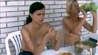 Mukbang ’ n ’ Shit