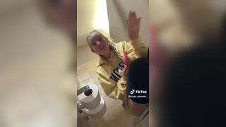 Best friends pooping together