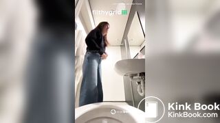 fit brunette girl poop comp