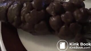 Hot girl shitting on plate - video 4