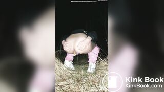 Plump Booty Girl Shits & Pisses Outside