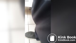 MUJER HACE CACA EN COPPEL 2