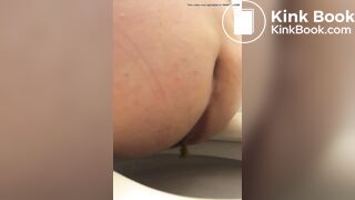 Cute girl poop scene 007