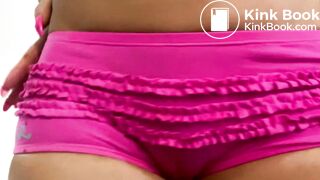 Poop in tight pink panties