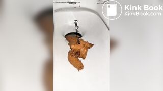 Indian women shitting - video 4