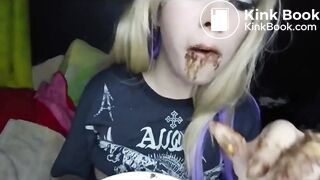 Teen girl eating shit and swallowing