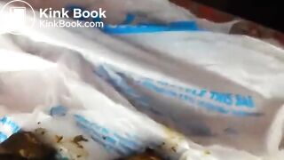 Hot girl shitting - video 44