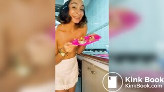 Latina shit chef