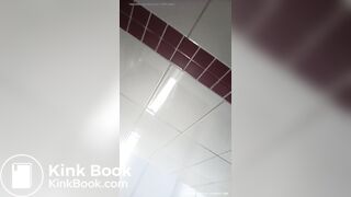 MUJER HACE CACA EN COPPEL