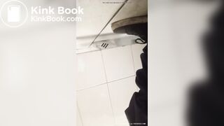 MUJER HACE CACA EN COPPEL
