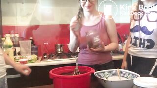 Hot girls shitting and make shit cupcakes